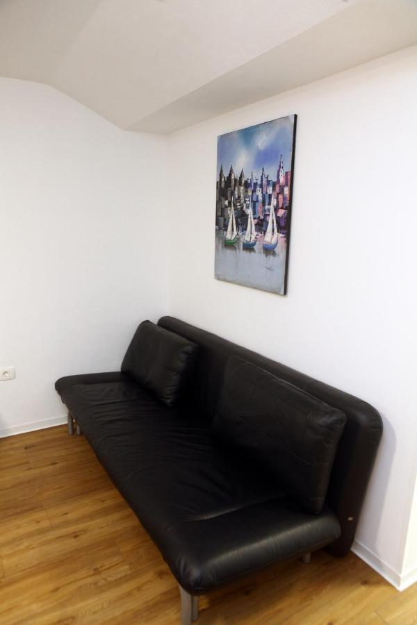 Cape Town Apartments Izola Bagian luar foto