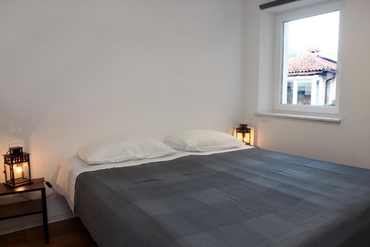 Cape Town Apartments Izola Bagian luar foto