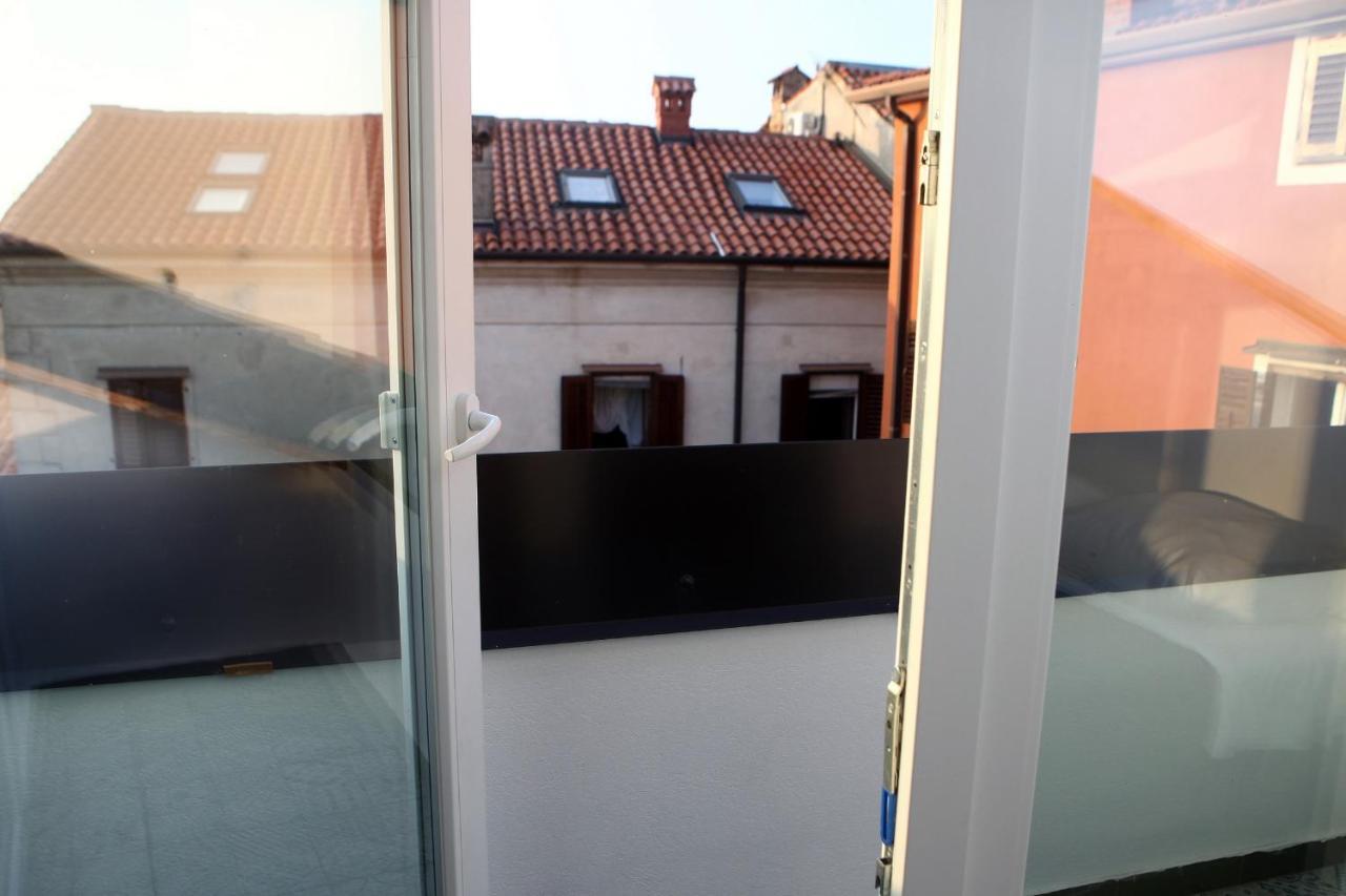 Cape Town Apartments Izola Bagian luar foto