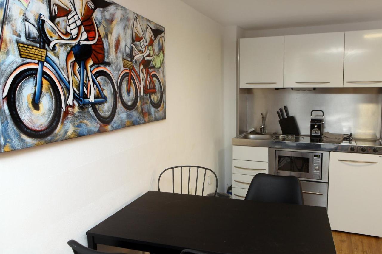 Cape Town Apartments Izola Bagian luar foto