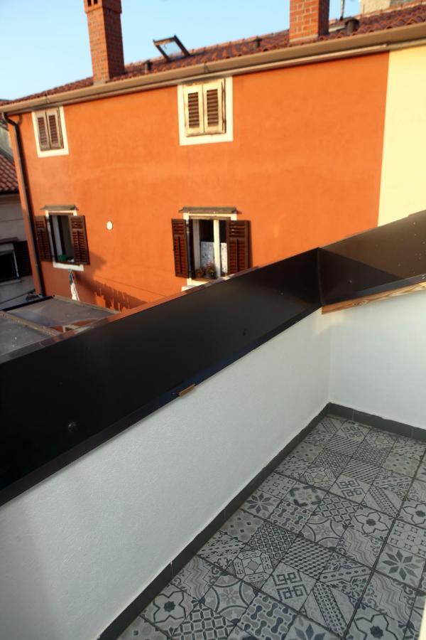 Cape Town Apartments Izola Bagian luar foto